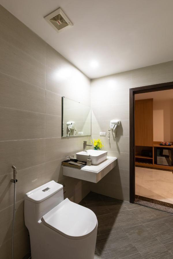 נין בין Bvm Hotel מראה חיצוני תמונה